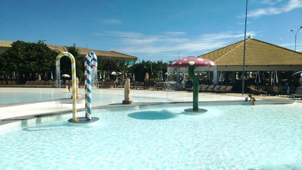 L'Acqua Diroma - Suites Confortaveis - Diversao Garantida - Piscina De Ondas Exclusiva カルダス・ノバス エクステリア 写真